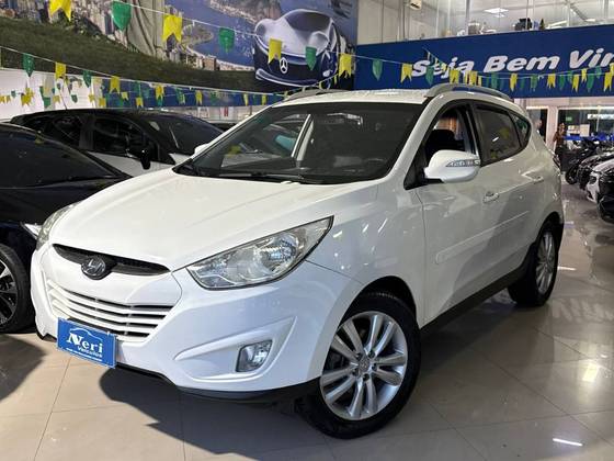 HYUNDAI IX35 2.0 MPI 4X2 16V FLEX 4P AUTOMÁTICO HYUNDAI IX35 2.0 MPI 4X2 16V FLEX 4P AUTOMÁTICO